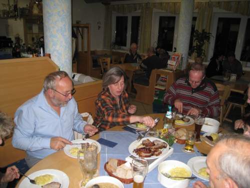 57ger_Spanferkel (116).JPG --- erstellt mit toms-galerie V1.3 - www.tomshaus.de